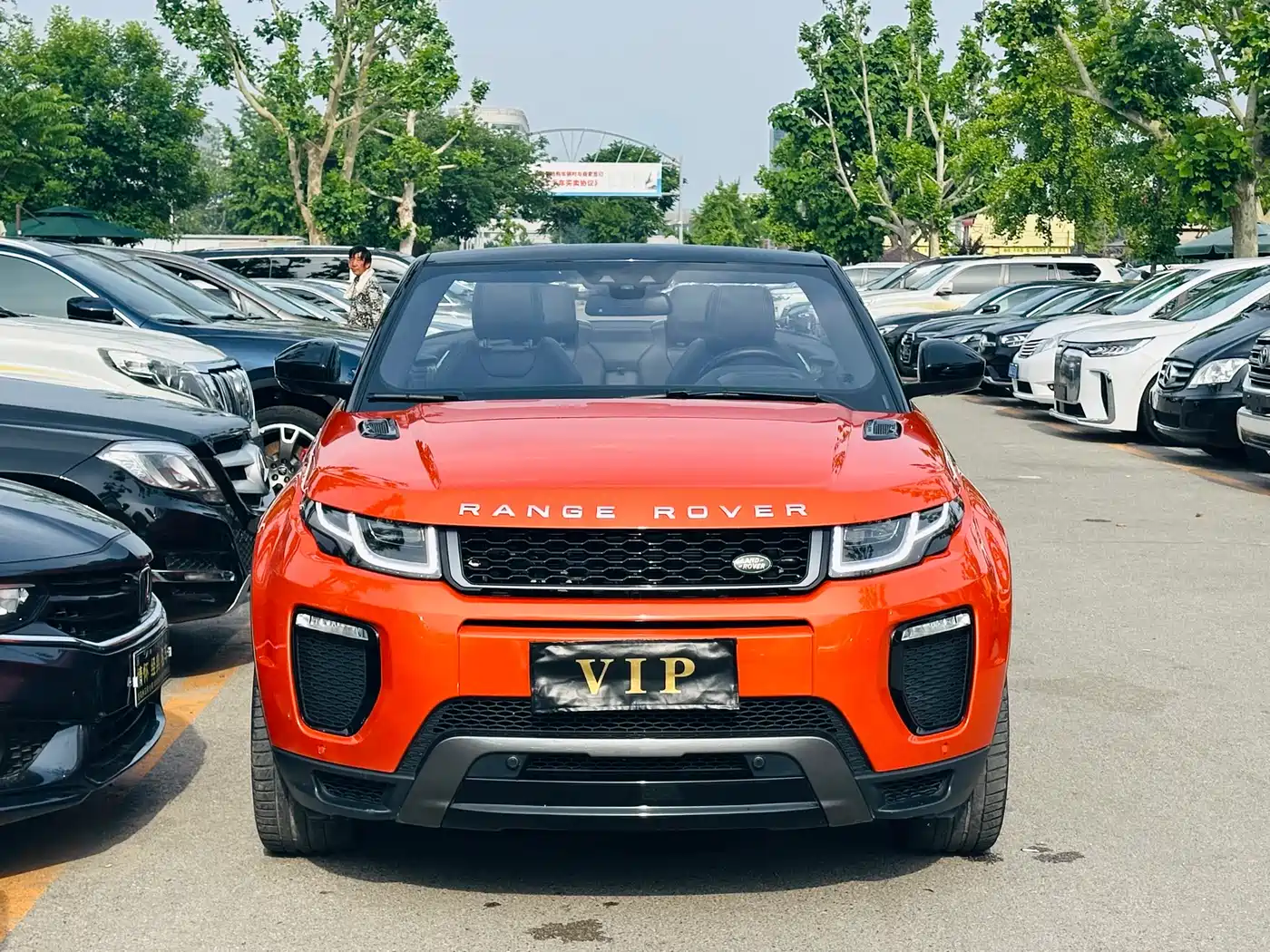 Land Rover Range Rover Evoque (Import) 2018 240PS HSE DYNAMIC Convertible фото 2