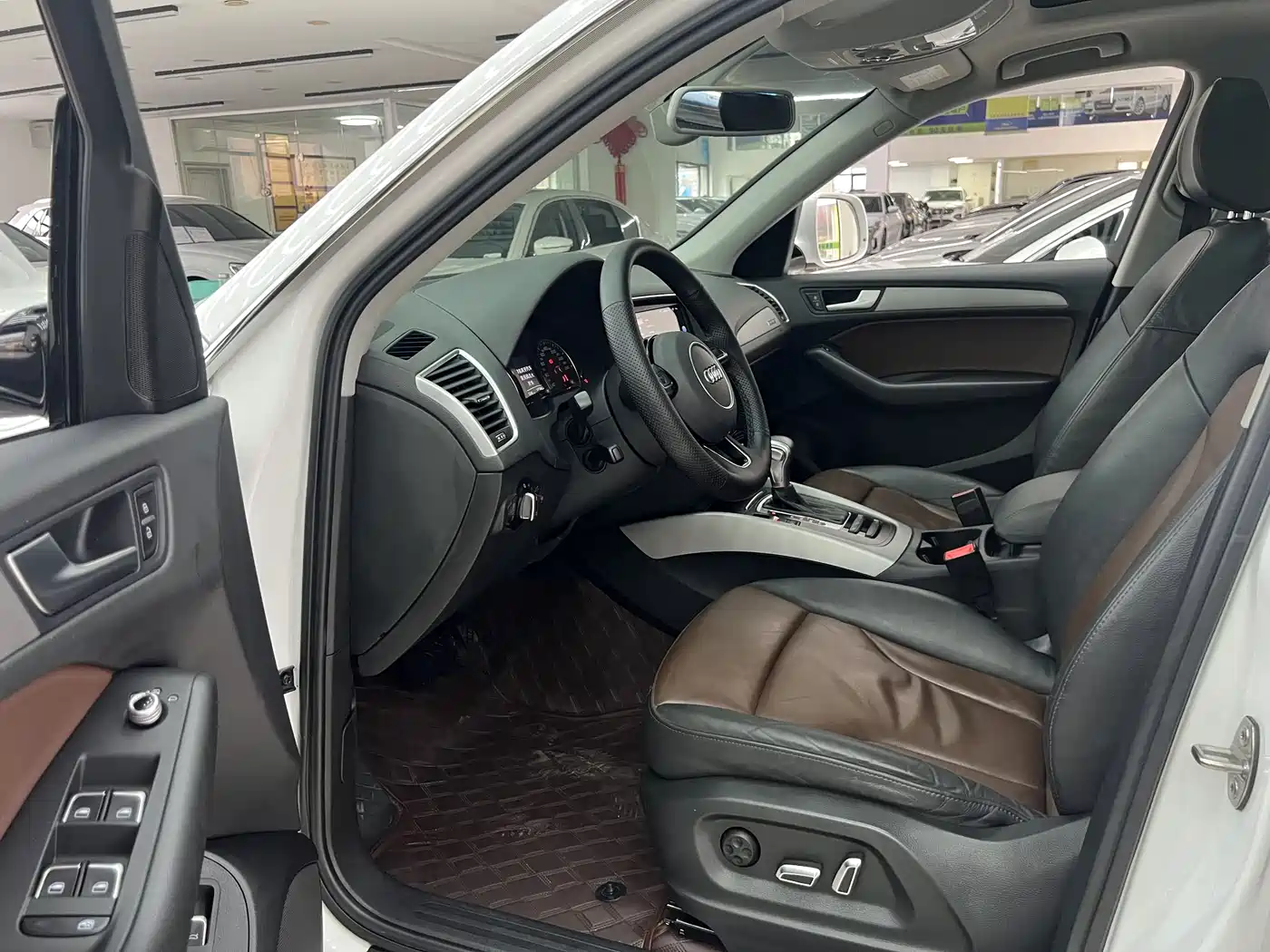 Audi Q5 2018 Collector's Edition 40 TFSI Progressive фото 9
