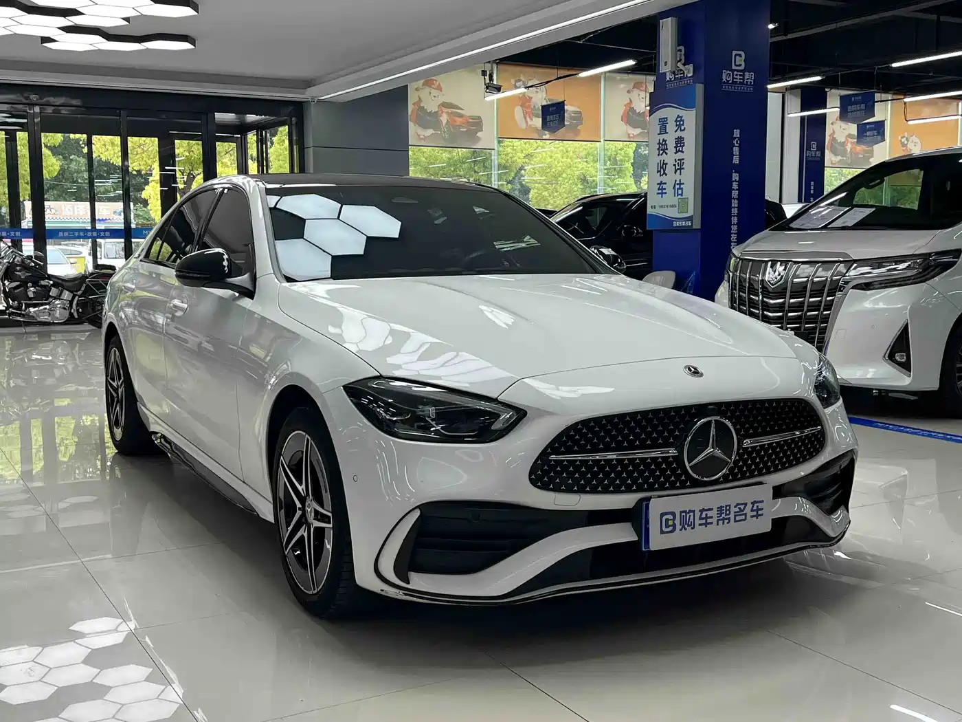 Mercedes-Benz C-Class 2024 C 260 L Night Edition Sport фото 2