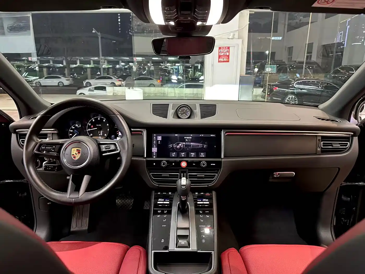 Porsche Macan 2022 Macan 2.0T фото 8