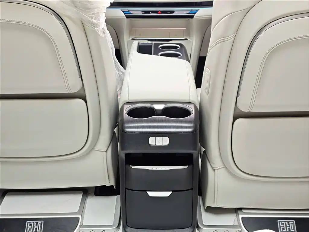 BUICK GL8 NEW ENERGY