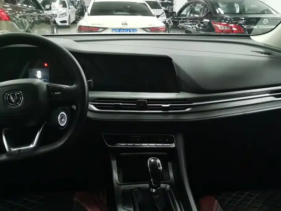 Фото 13 - Changan CS55 PLUS