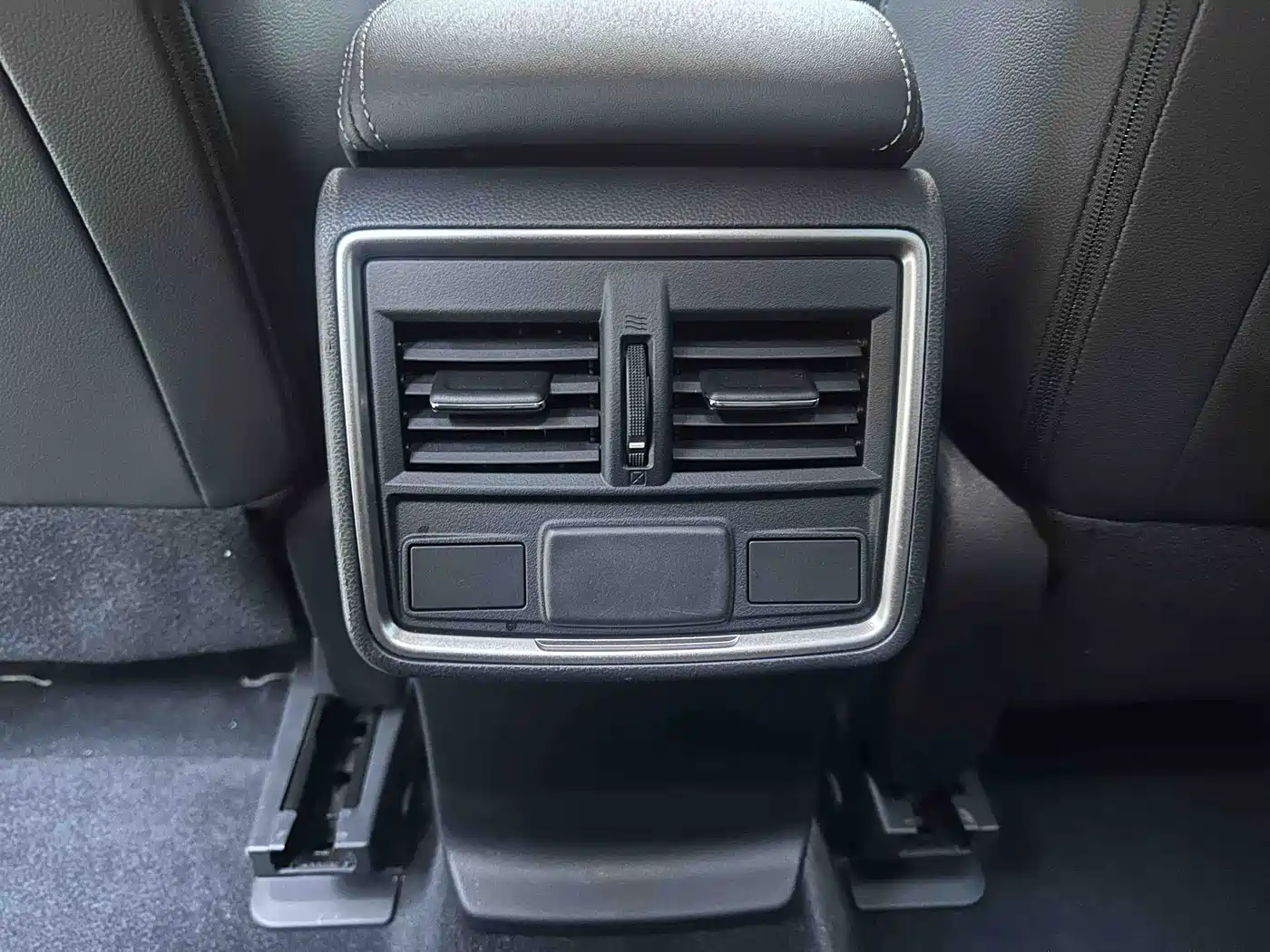 Subaru Forester 2022 2.0i AWD Luxury Edition with EyeSight фото 17