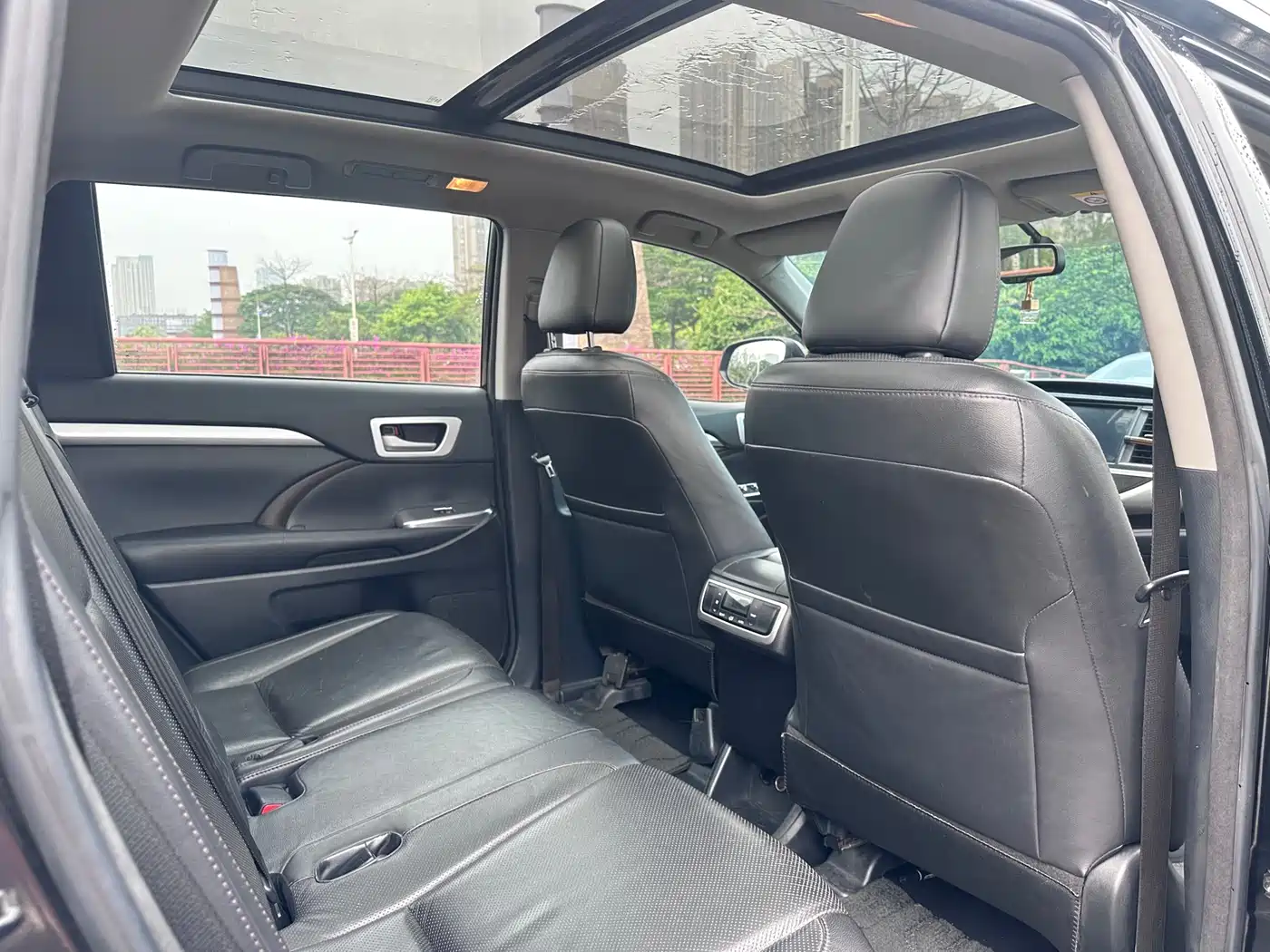 Toyota Highlander 2017 2.0T 4WD Premium 7-Seater фото 8