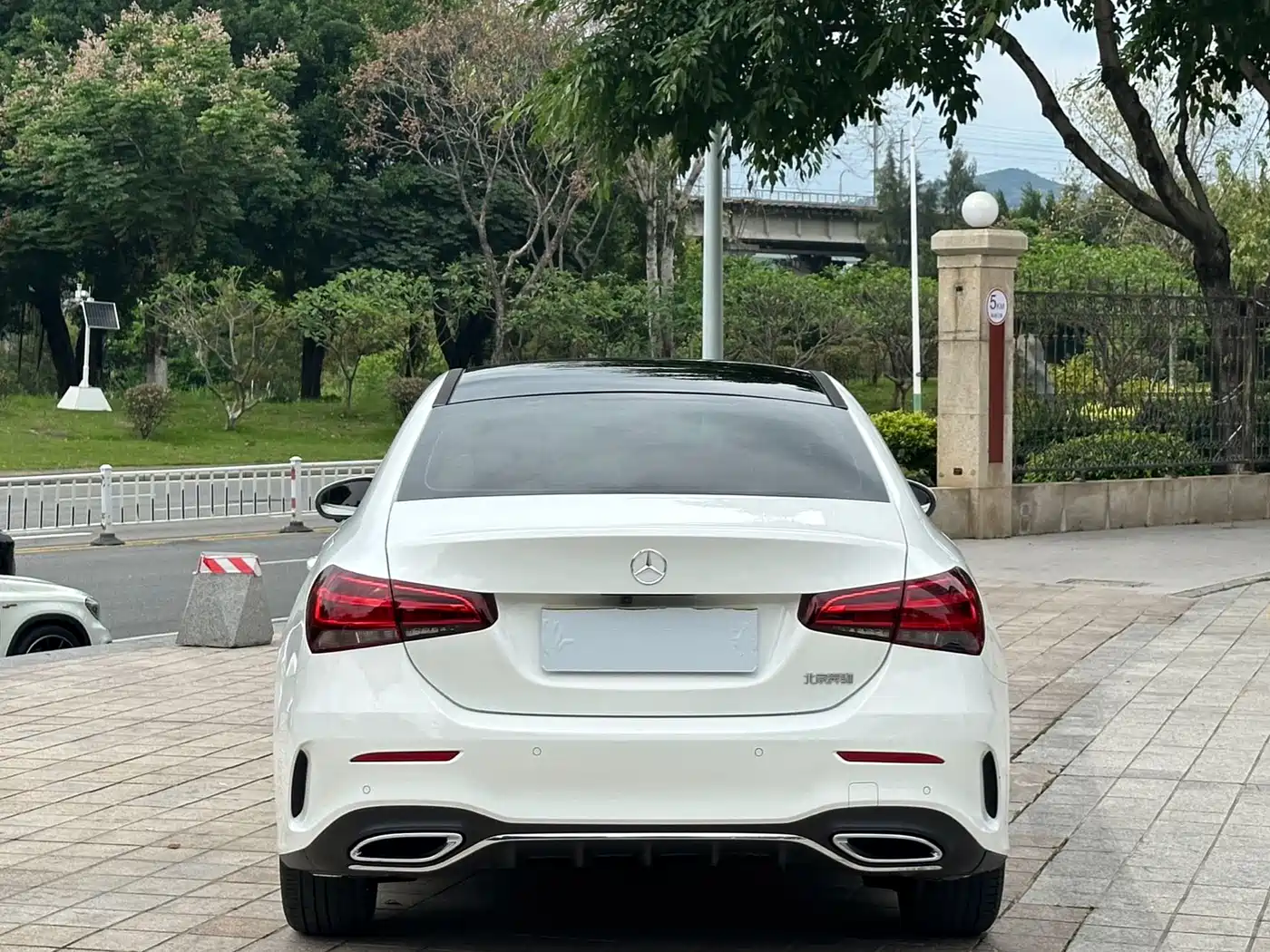 Mercedes-Benz A-Class 2020 A 180 L Sport Sedan фото 4