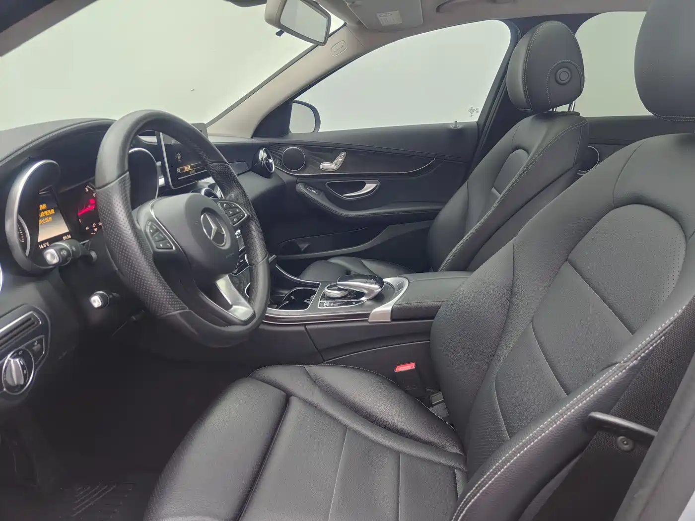 Mercedes-Benz C-Class 2017 C 180 L Sport фото 3