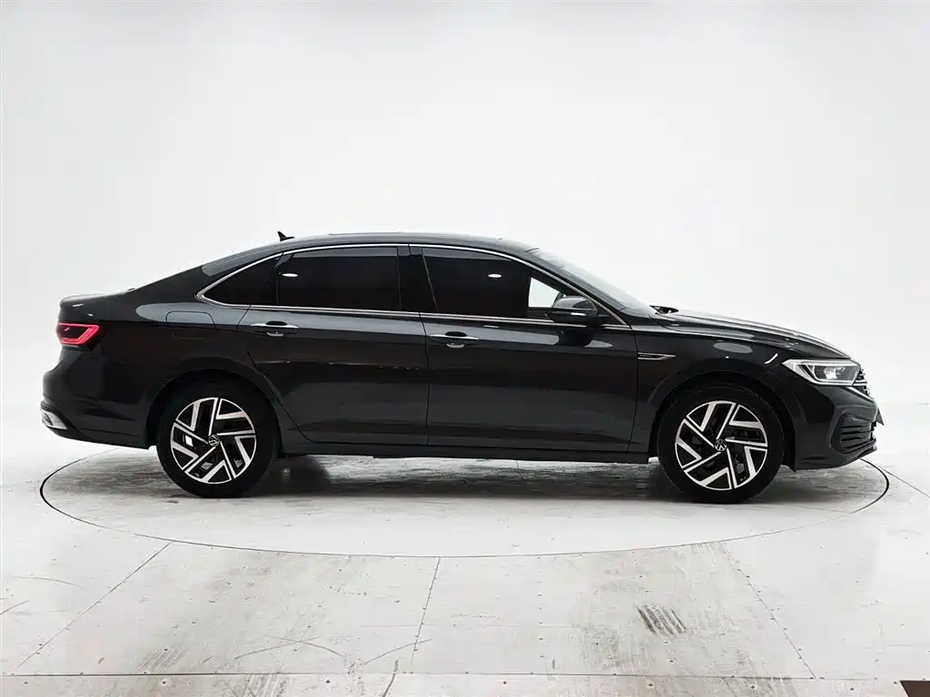 Volkswagen Sagitar 2023 280TSI DSG Beyond Lite фото 9