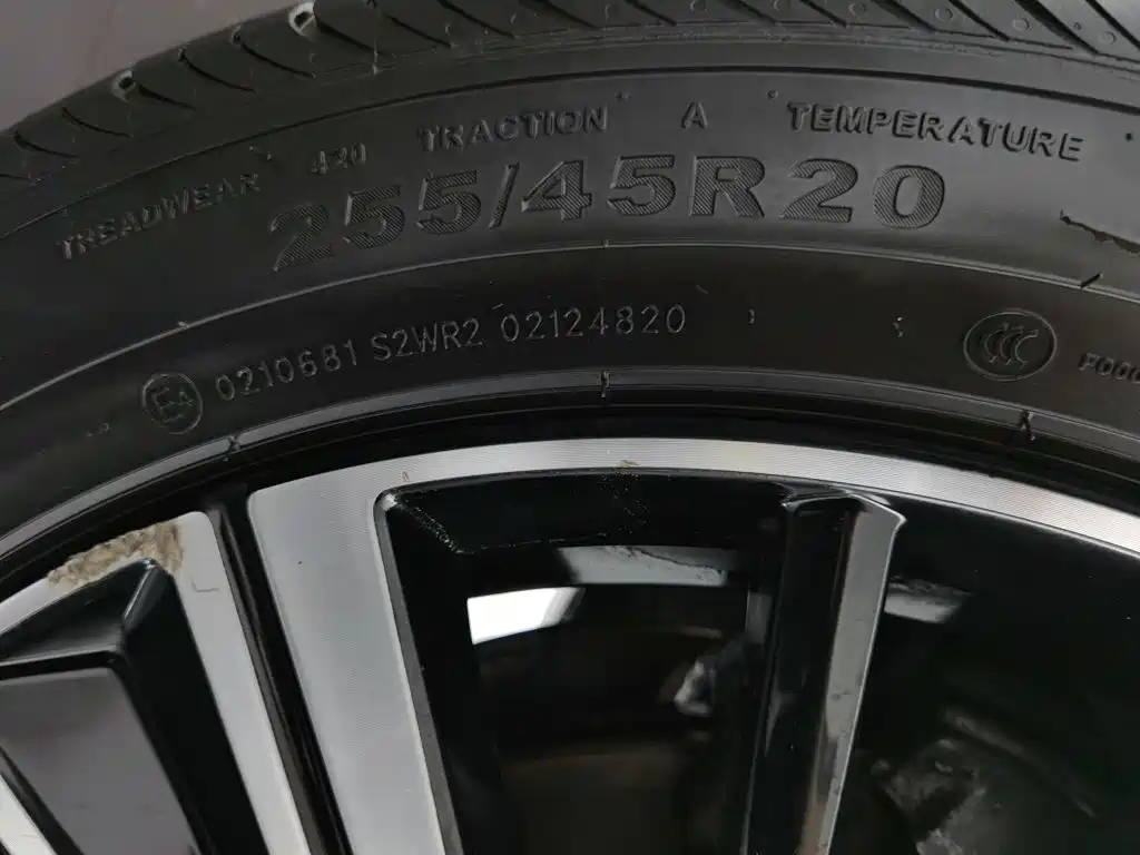 Photo 24 - Volvo XC60 Plug-in Hybrid