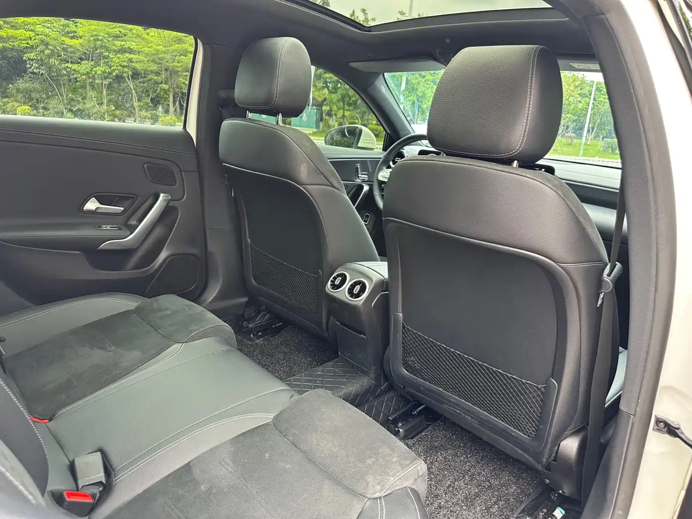 Mercedes-Benz A-Class 2020 A 180 L Sport Sedan фото 13