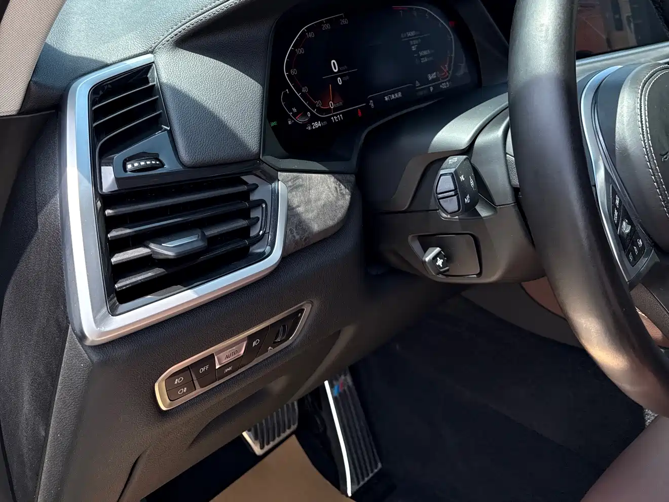 BMW X5 (Import) 2021 xDrive40i M Sport Package фото 11