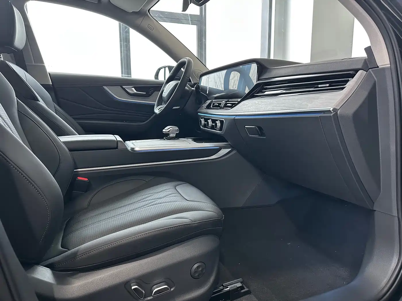 Hongqi HS5 2025 2.0T 2WD Qixiang Pro фото 4