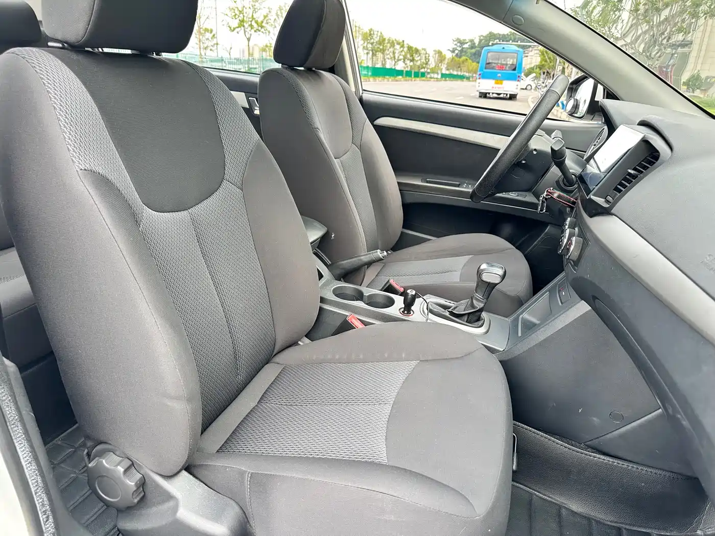 Roewe 350 2016 2015 Model 1.5L Automatic Luxury Sunroof Edition