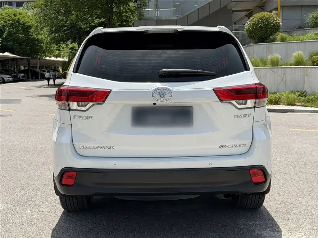 Toyota Highlander 2018 2.0T 4WD Luxury 7-seater China VI фото 4