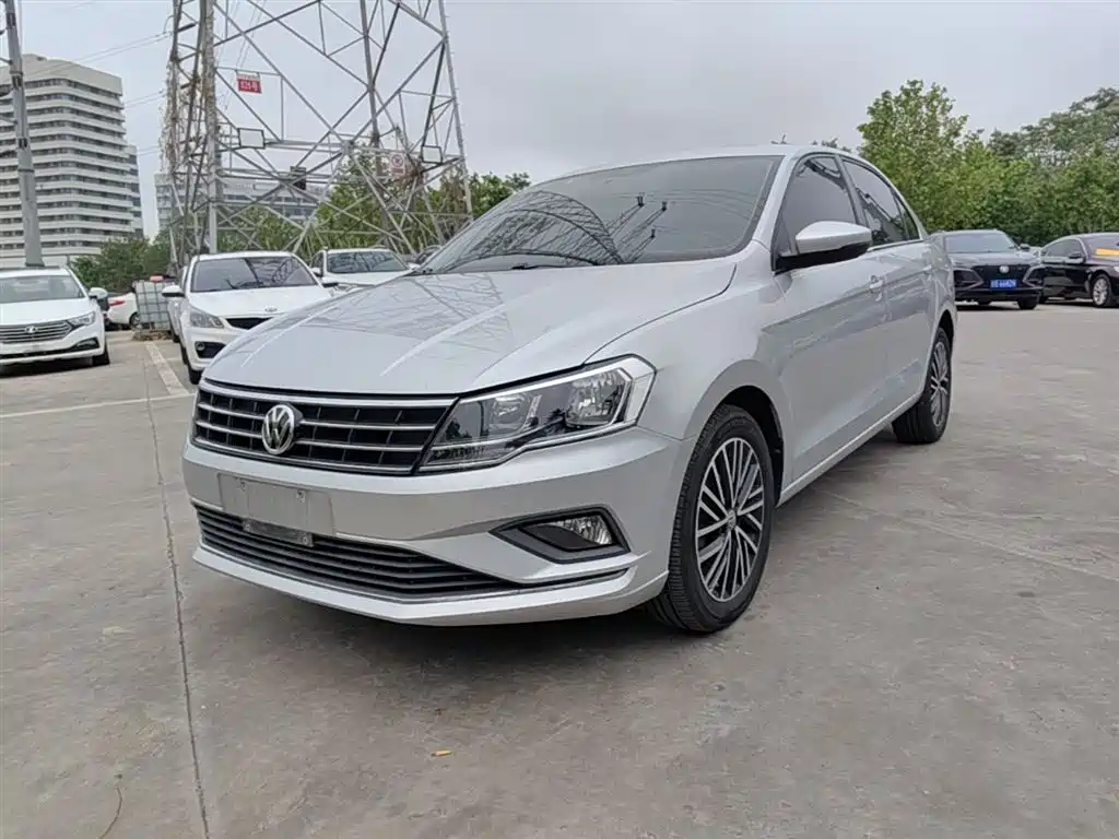 Volkswagen Jetta 2019 Dream Edition 1.5L Auto Comfort фото 2