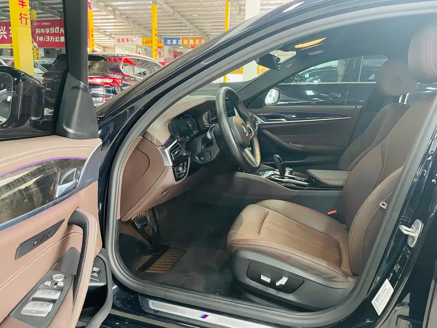 BMW 5 Series 2020 525Li M Sport Package фото 7