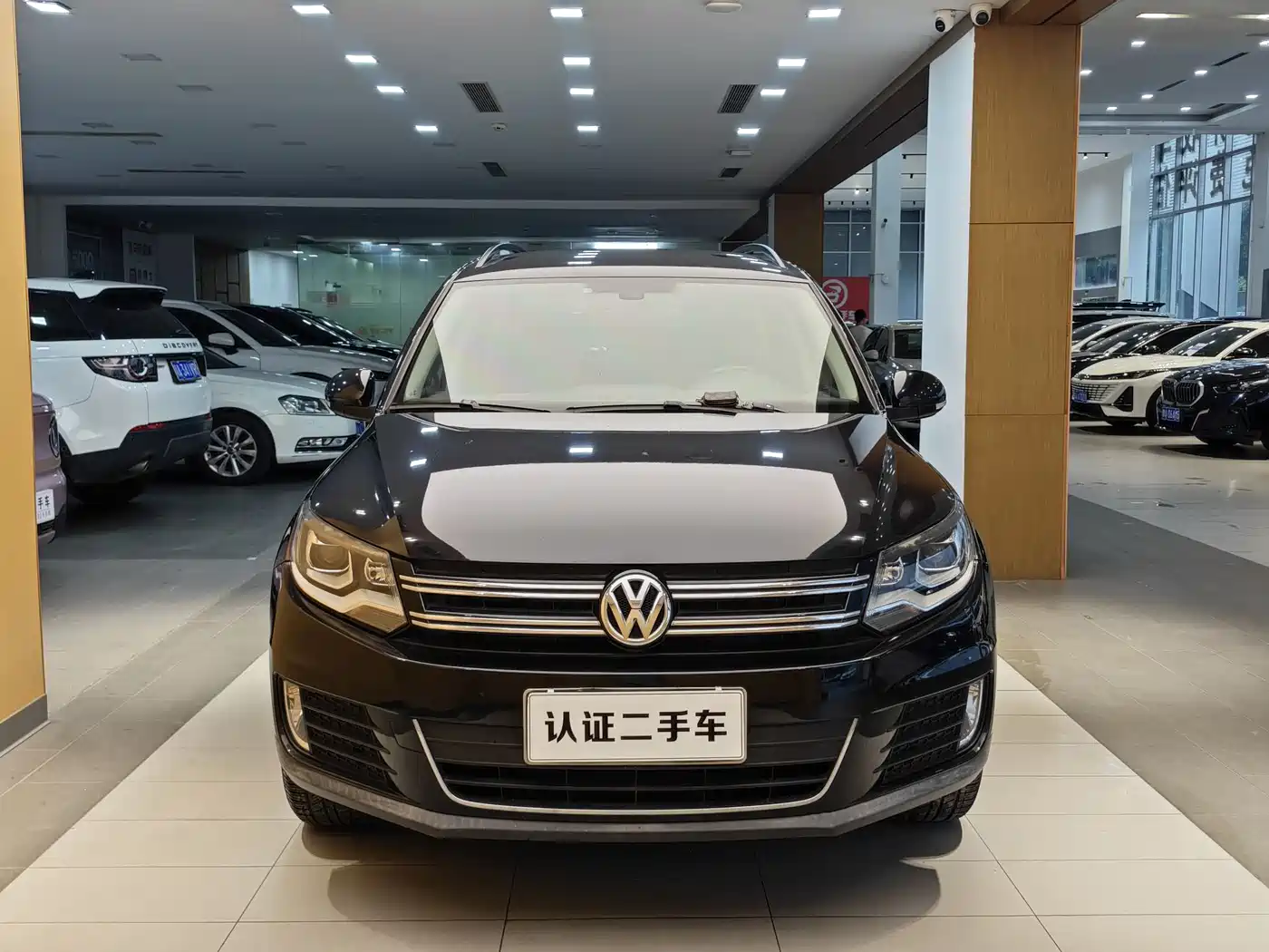 Volkswagen Tiguan 2015 1.8TSI Automatic 2WD Comfortline фото 4