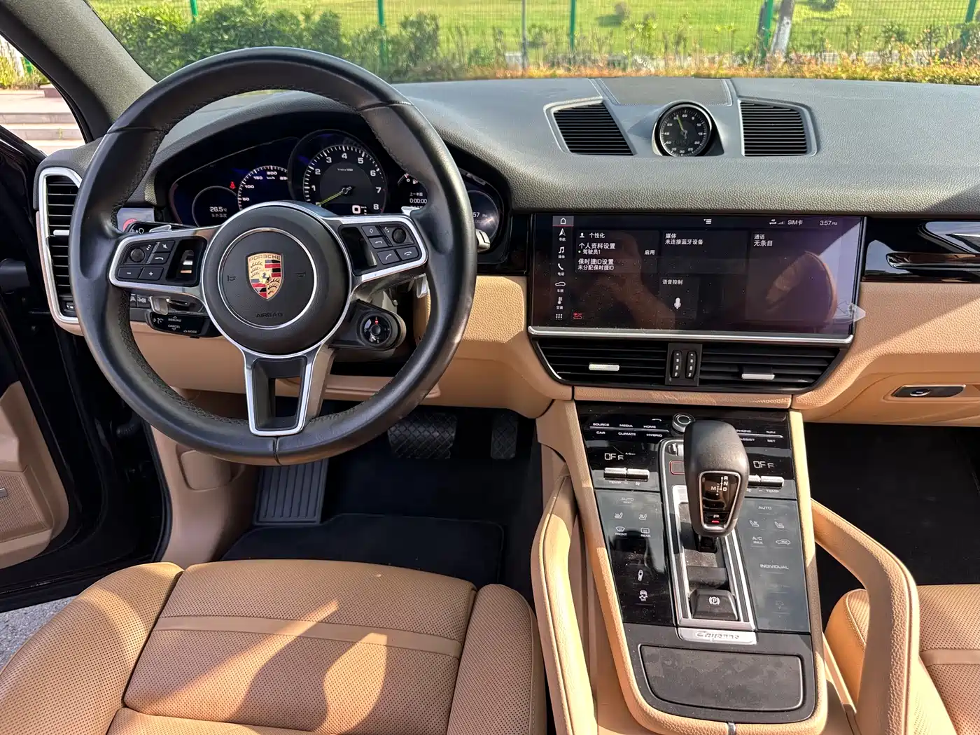 Porsche Cayenne New Energy 2019 Cayenne E-Hybrid 2.0T фото 6