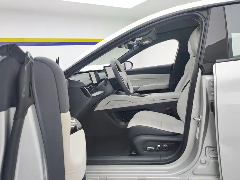Dongfeng Yipai eπ007 2024 2024 Pure Electric 530 Ruyi Edition