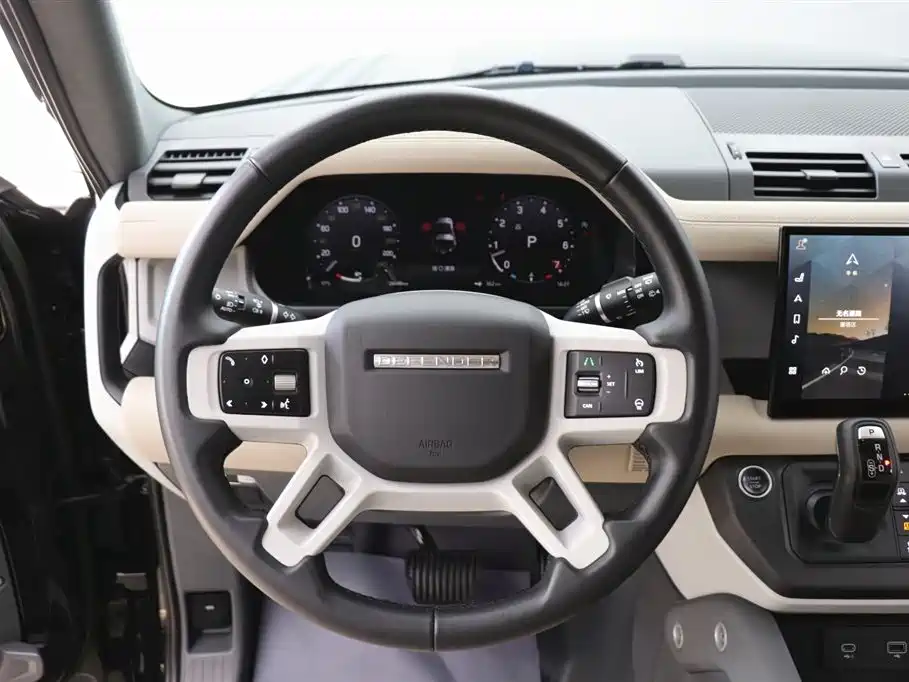 Land Rover Defender 2023 Model 90 3.0T P400 XS фото 17