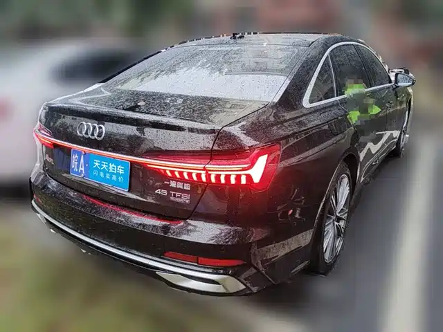 Audi A6L 2025 45 TFSI quattro Premium Sport — фото 2