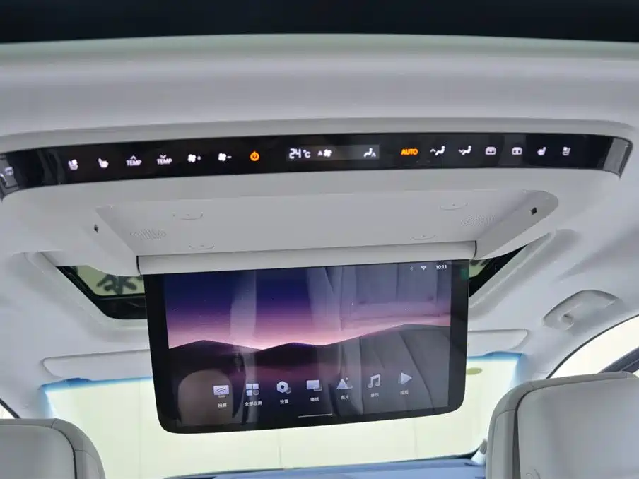 BUICK GL8 NEW ENERGY