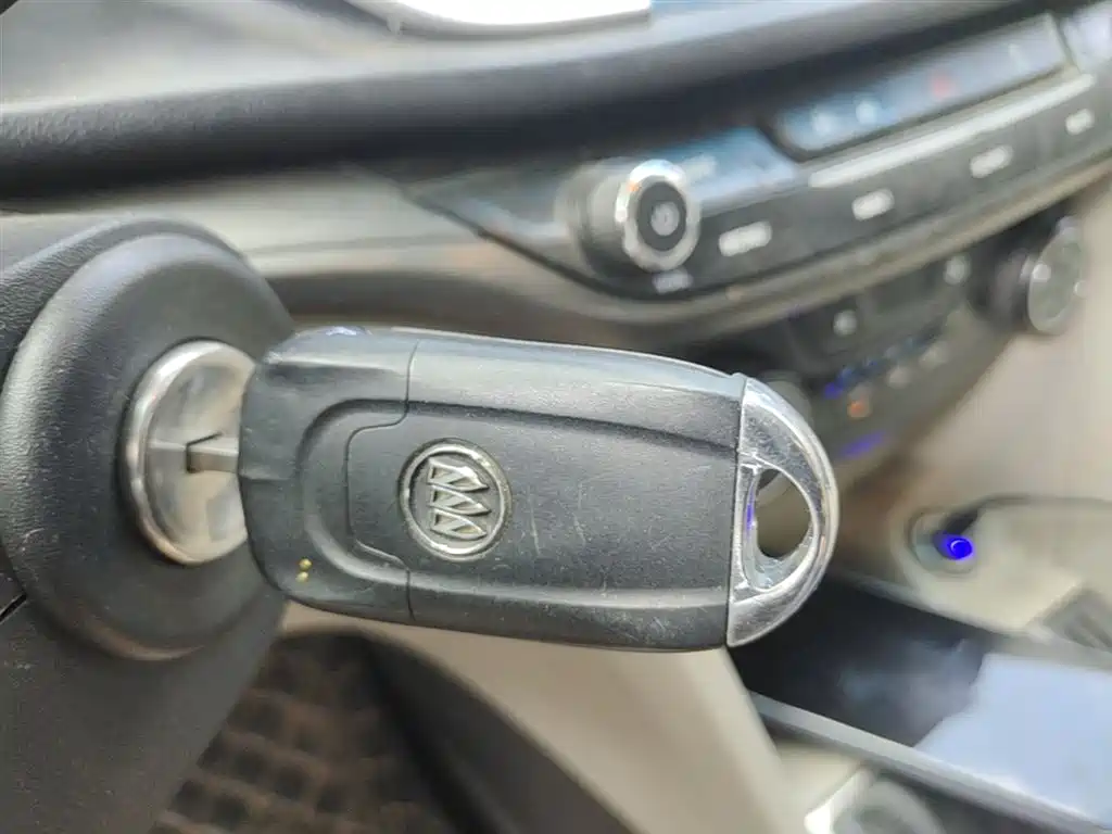 Buick Excelle 2016 15N Manual Progressive фото 17