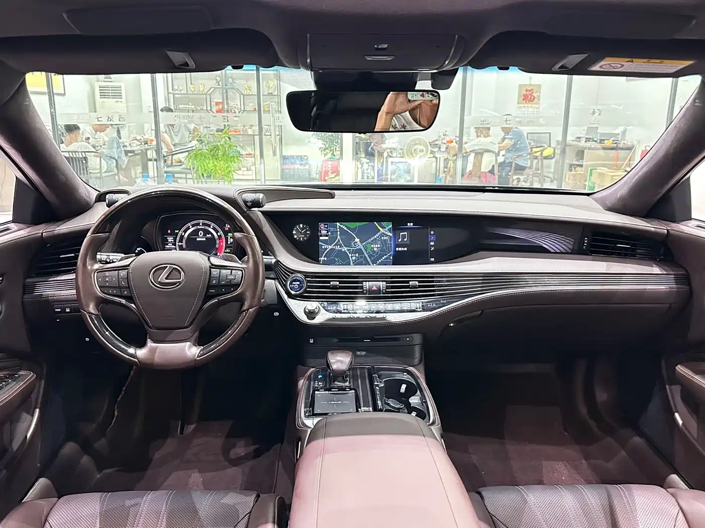 Lexus LS 2020 500h Luxury (China VI) фото 18