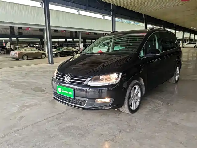  Volkswagen Sharan 2017 380TSI Comfort 6-Seater
