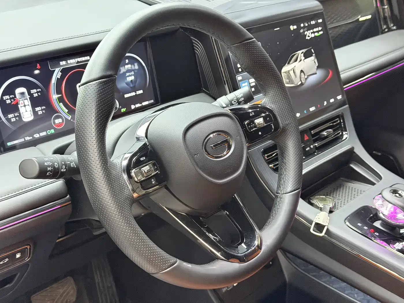 GAC Trumpchi Trumpchi E9 2024 E9 Lunar New Year Edition фото 4
