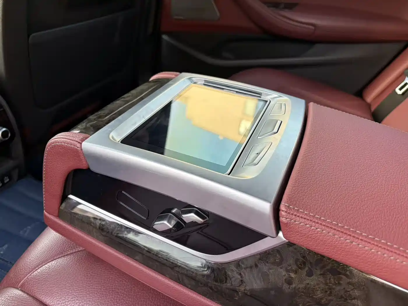BMW 5 Series 2020 530Li Exclusive M Sport Package фото 10