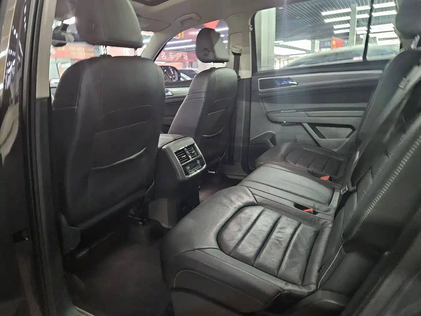 Volkswagen Teramont 2017 380TSI 4WD Luxury Edition фото 5