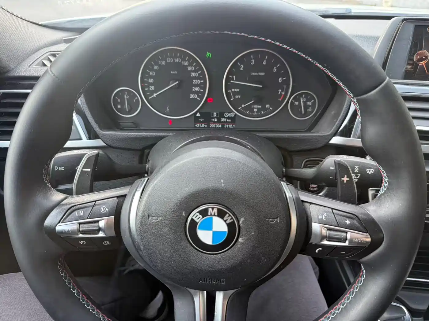BMW 3 Series 2017 320Li Fashion фото 13
