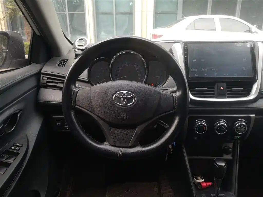 Toyota Vios FS 2017 1.5L CVT Fengchi Edition фото 7
