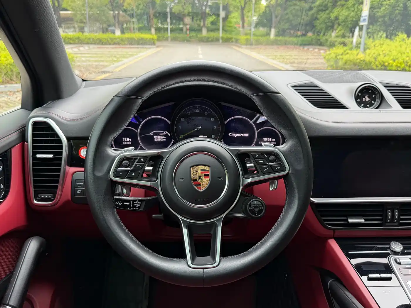 Porsche Cayenne New Energy 2022 Cayenne E-Hybrid 2.0T Platinum Edition фото 9