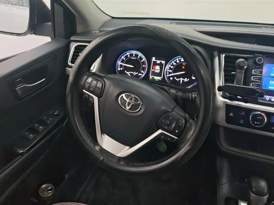 Toyota Highlander 2018 2.0T 4WD Luxury 7-seater China VI фото 15