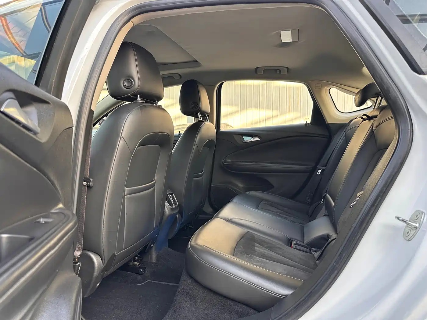 Buick Verano 2015 Sedan 20T Dual-clutch Elite фото 6