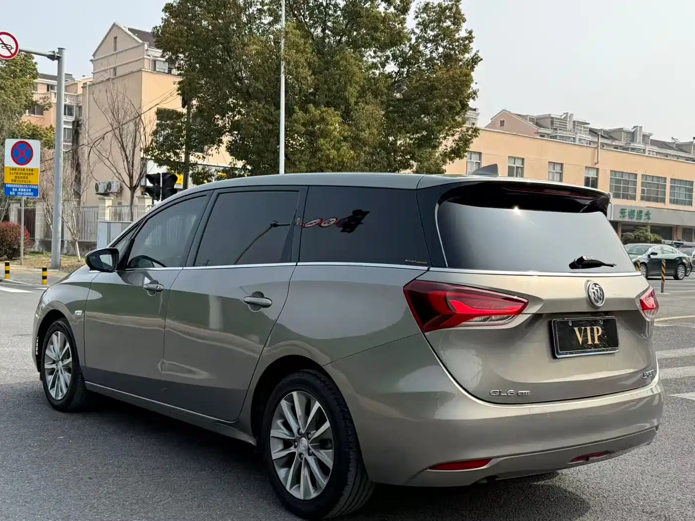 Buick GL6 2019 18T 6-seat Connected Luxury China VI фото 6