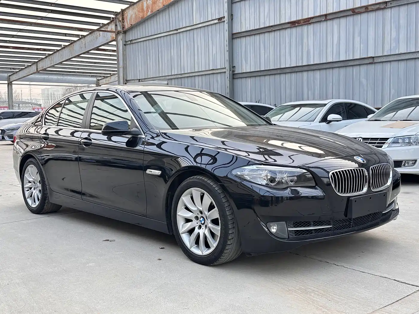BMW 5 Series (Import) 2013 535i Leading Sport фото 3