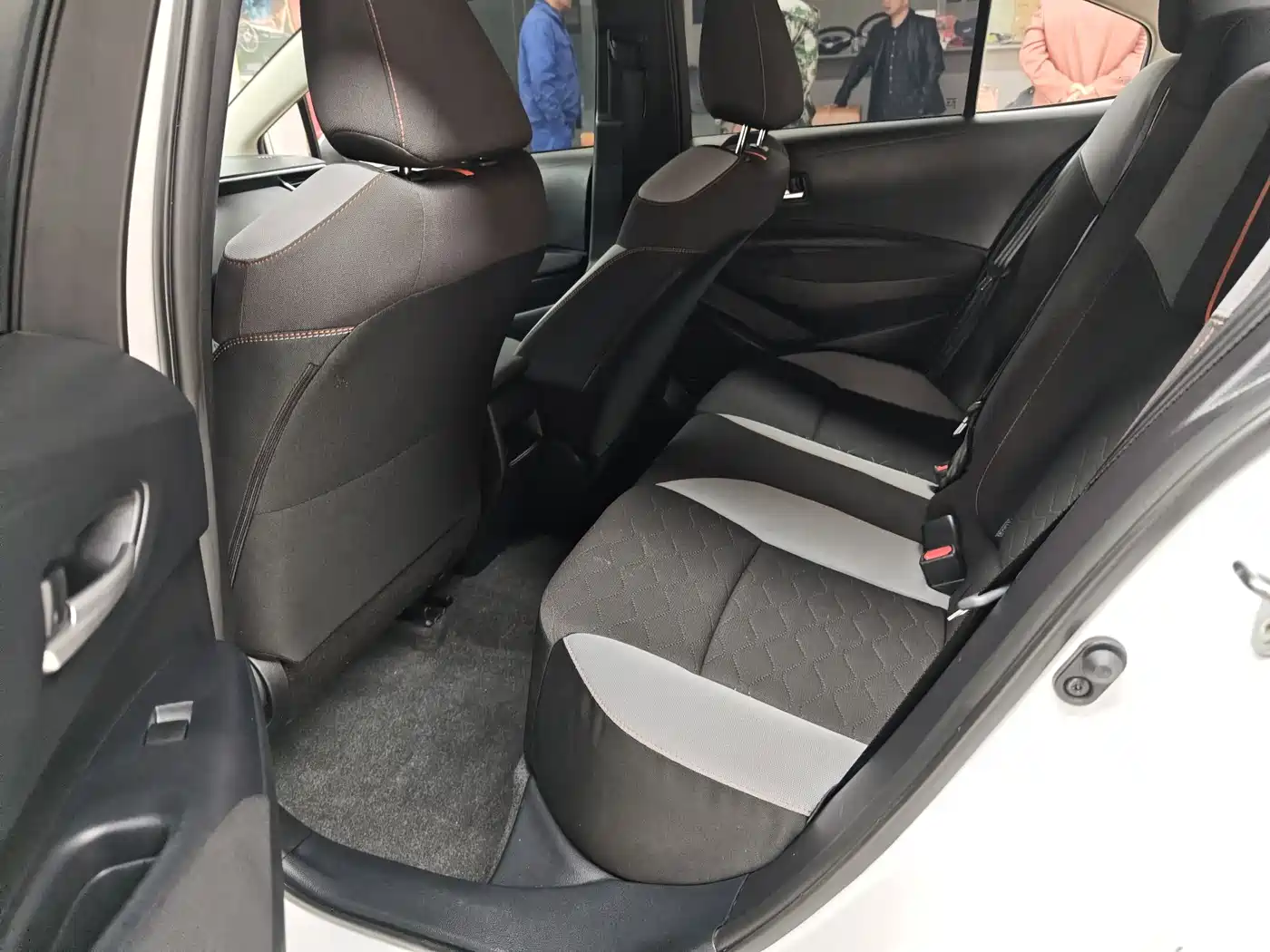 Toyota Corolla 2023 1.2T Pioneer Edition фото 5