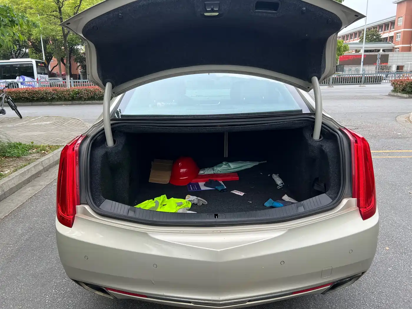 Cadillac XTS 2016 28T Technology фото 16