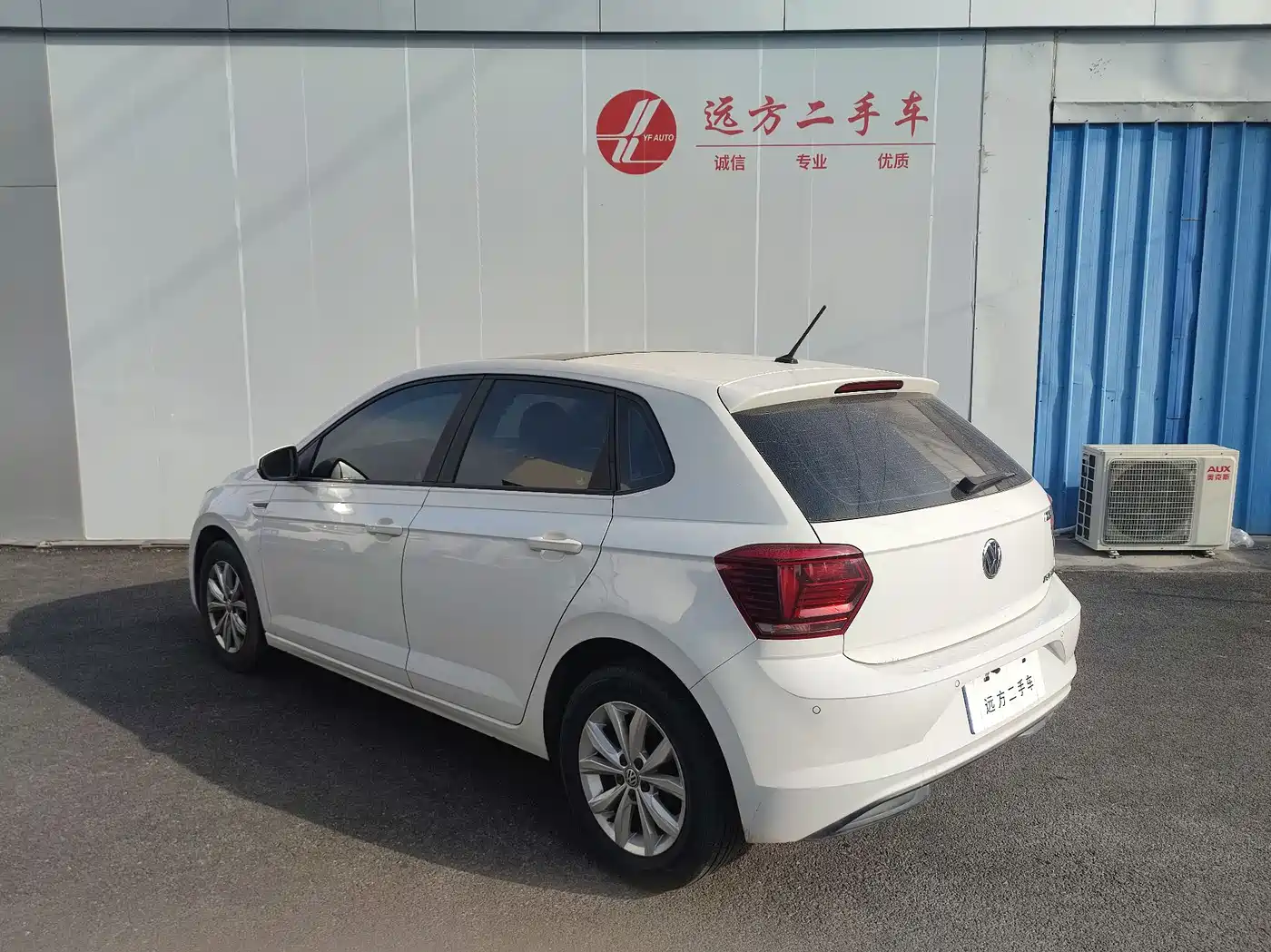 Volkswagen Polo 2019 Plus 1.5L Automatic Colorful Tech Edition фото 6
