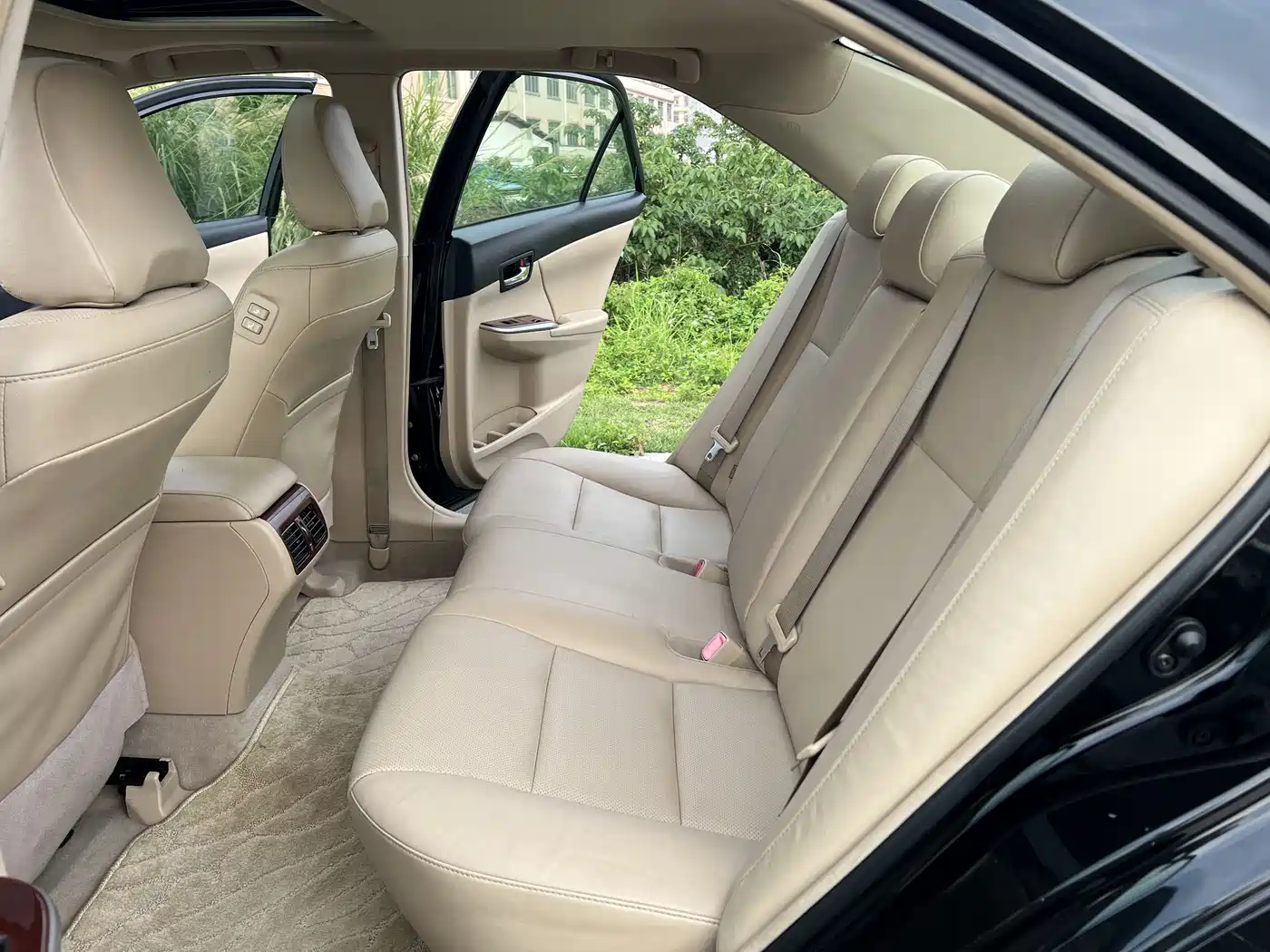 Toyota Camry 2012 2.5G Luxury Edition фото 8
