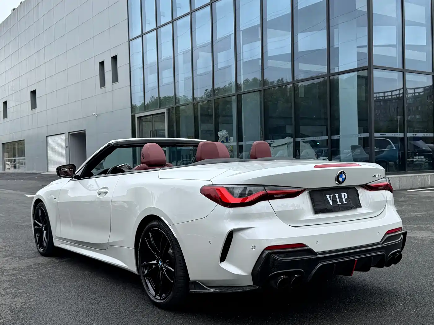 BMW 4 Series 2023 425i Convertible M Sport Package фото 18