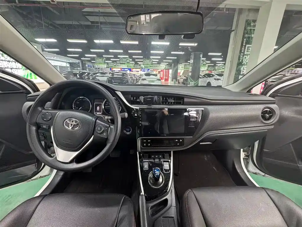 Toyota Levin Twin Engine E+ 2019 1.8PH GS E-CVT Elite Edition фото 5