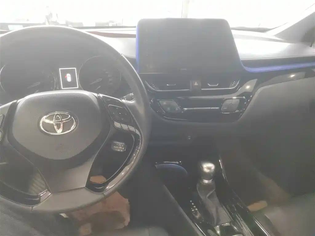 Toyota IZOA 2018 2.0L Speed Edition China VI фото 9