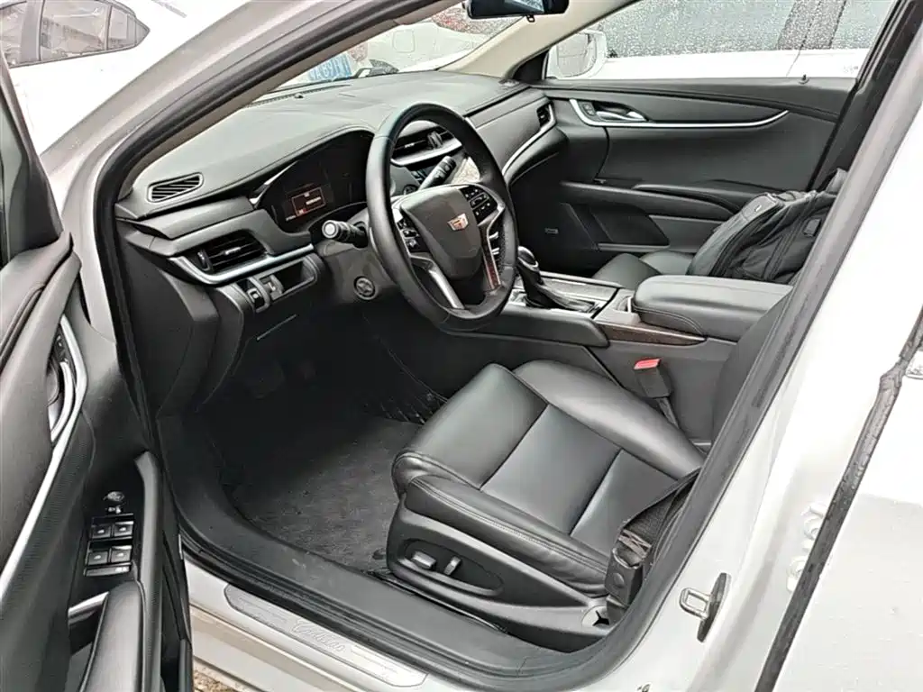 Cadillac XTS 2018 28T Technology фото 16