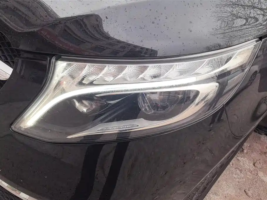 MERCEDES-BENZ V CLASS