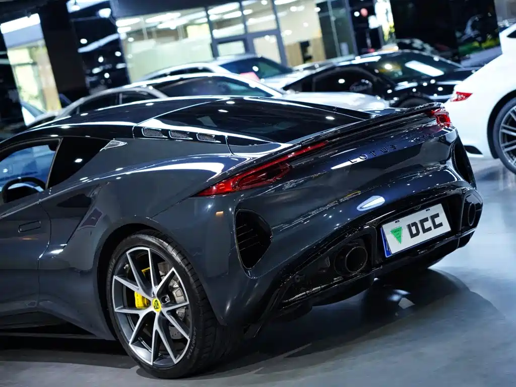 Lotus EMIRA 2023 2021 2.0T DCT First Edition