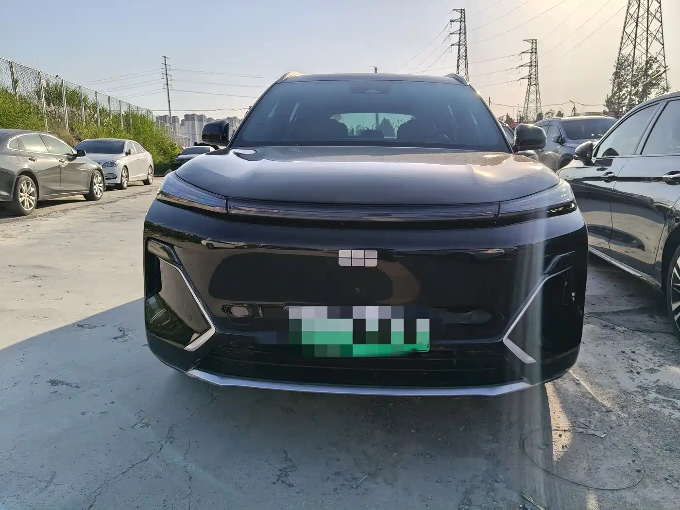 Geely Galaxy Galaxy Starship 7 EM-i 2025 Model 120km Voyage+ Edition фото 2