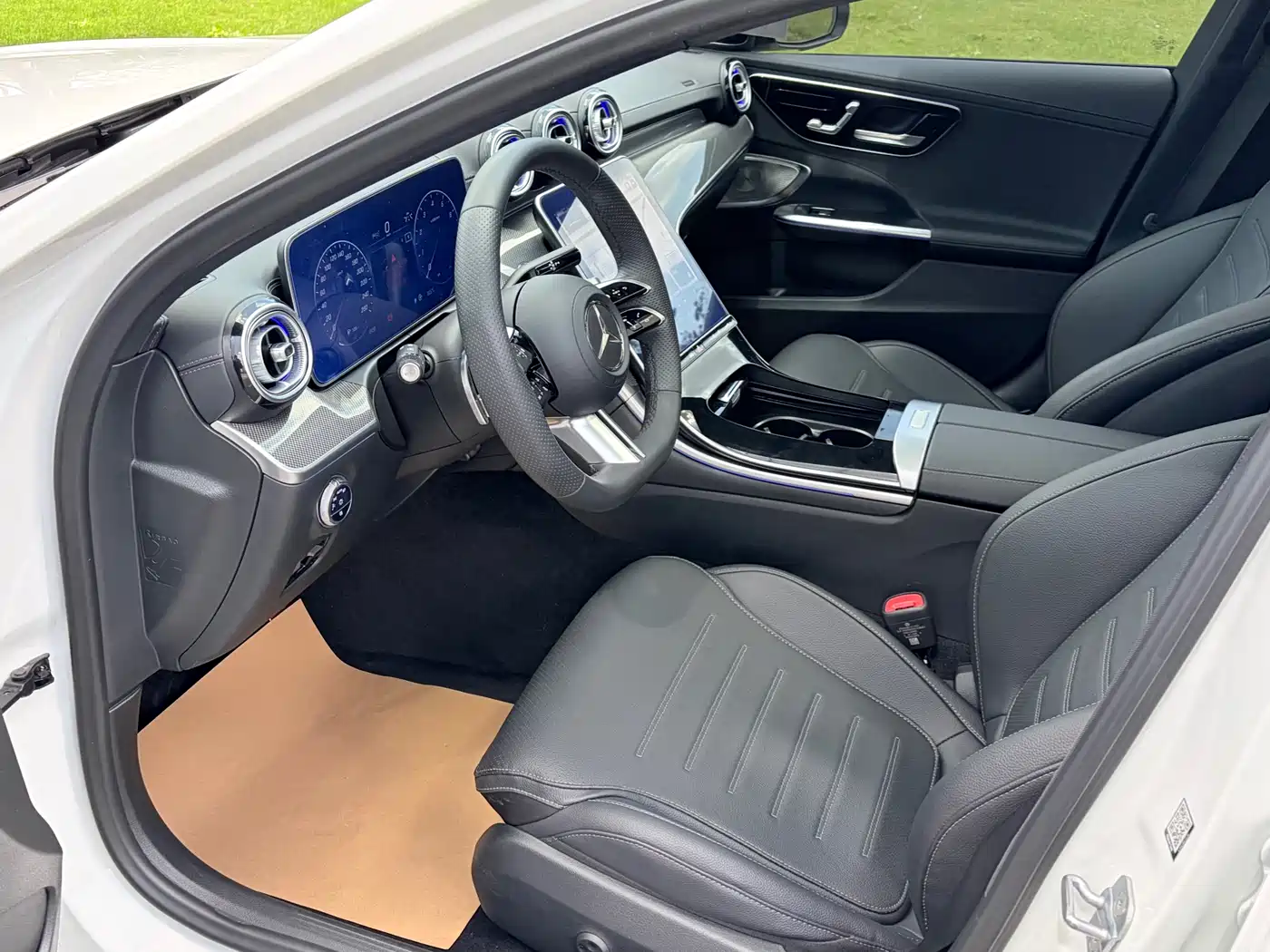 Mercedes-Benz C-Class 2024 C 260 L Night Edition Sport фото 7